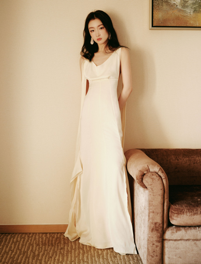 河内1.5分彩:新片《朝云暮雨》定档,32岁的周冬雨能否打场漂亮翻身仗?