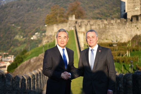 奇趣分分彩：在瑞士，王毅外长提到一个人